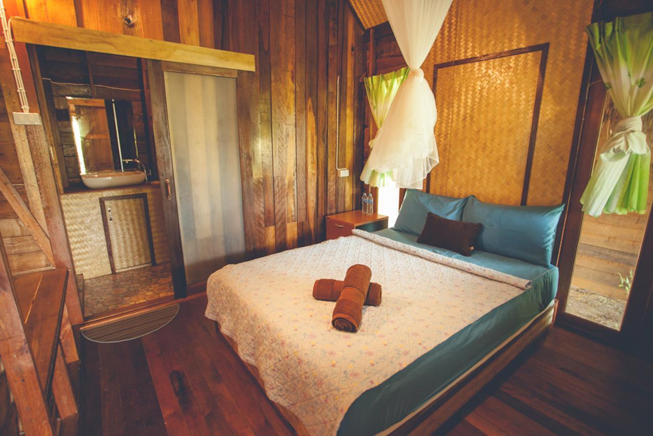 Bayview Sunset Hotel Koh Lipe Buitenkant foto
